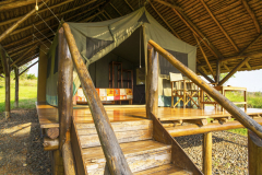 Aswa-Lolim, Bwana Tembo Safari Camp